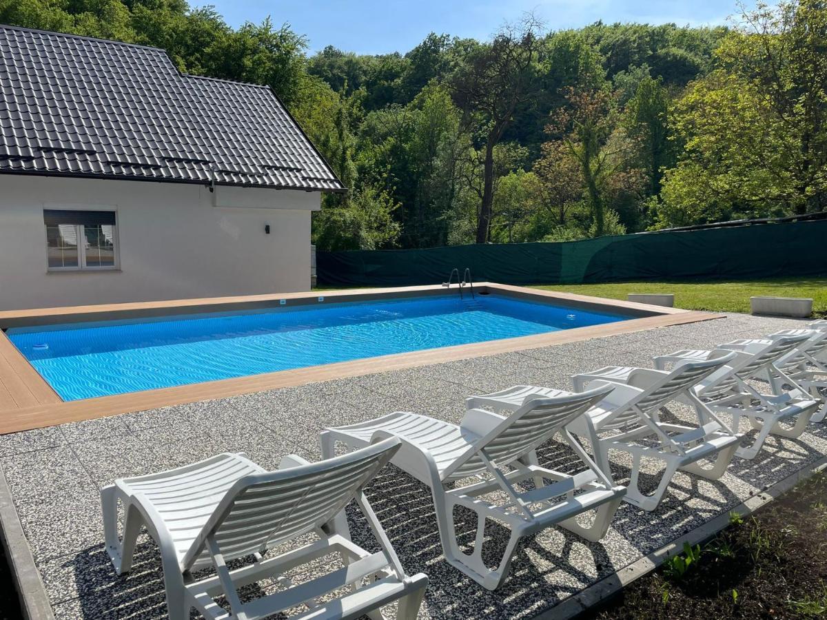 Vila S Bazenom Deluxe - Gti Zagreb Ngoại thất bức ảnh