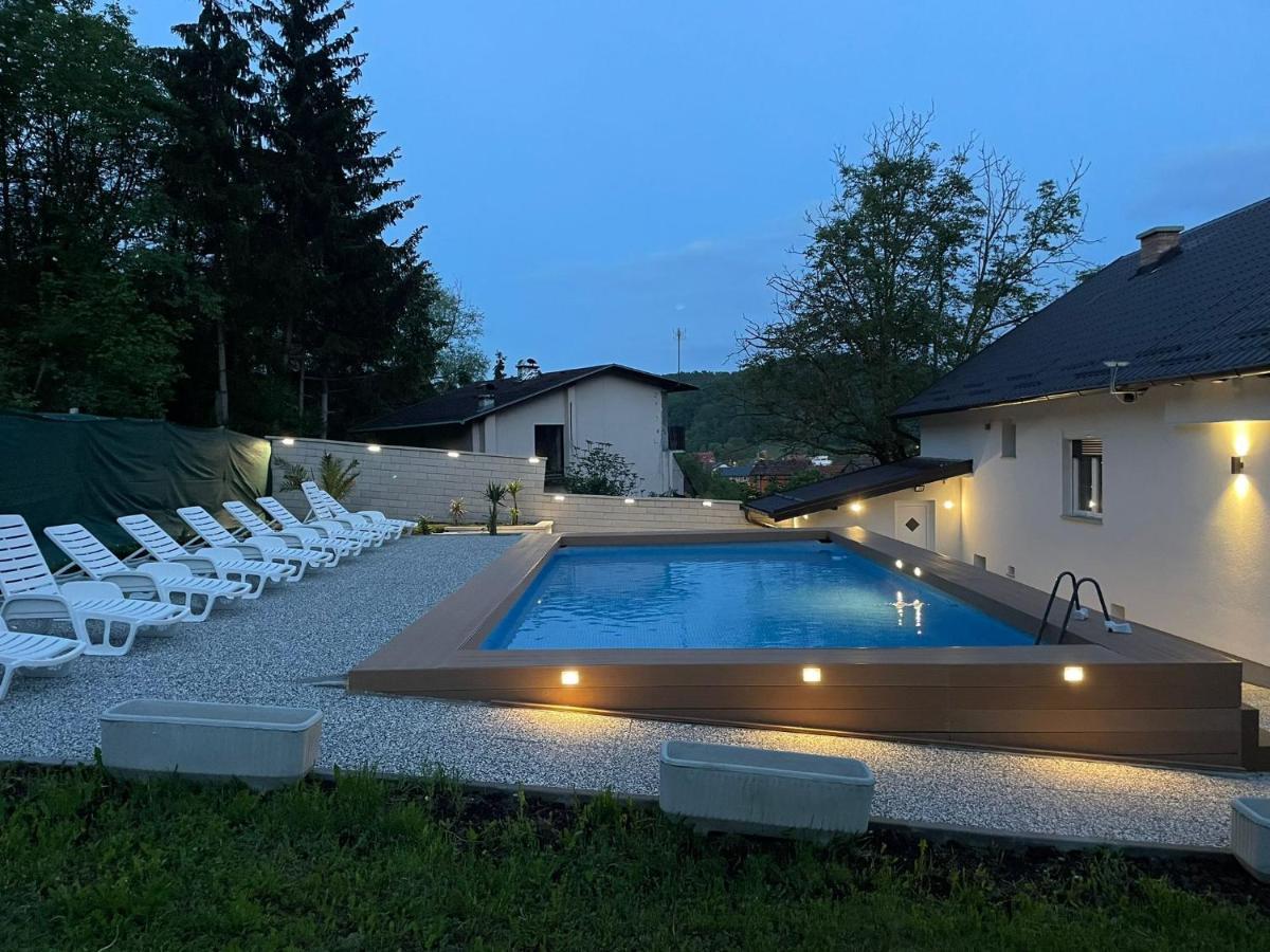 Vila S Bazenom Deluxe - Gti Zagreb Ngoại thất bức ảnh